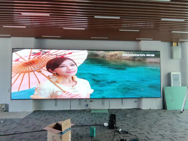 穆棱P1.53led小间距屏安装案例